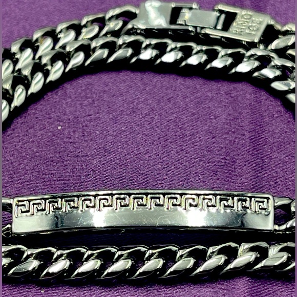 King Ice: Black Stainless Steel Link Wrap Bracelet with Fold Over Clasp Closure - Picture 8 of 14